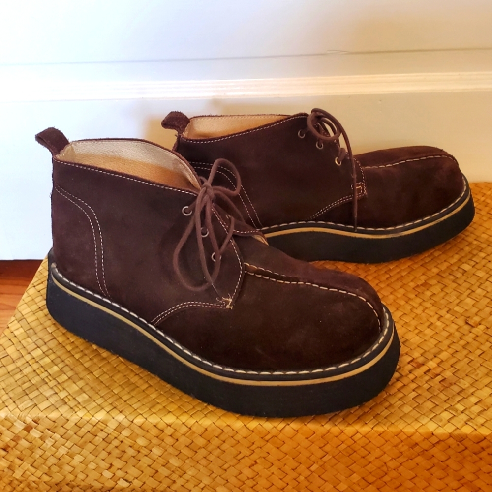 Next One (brand) Brown Suede Size 38